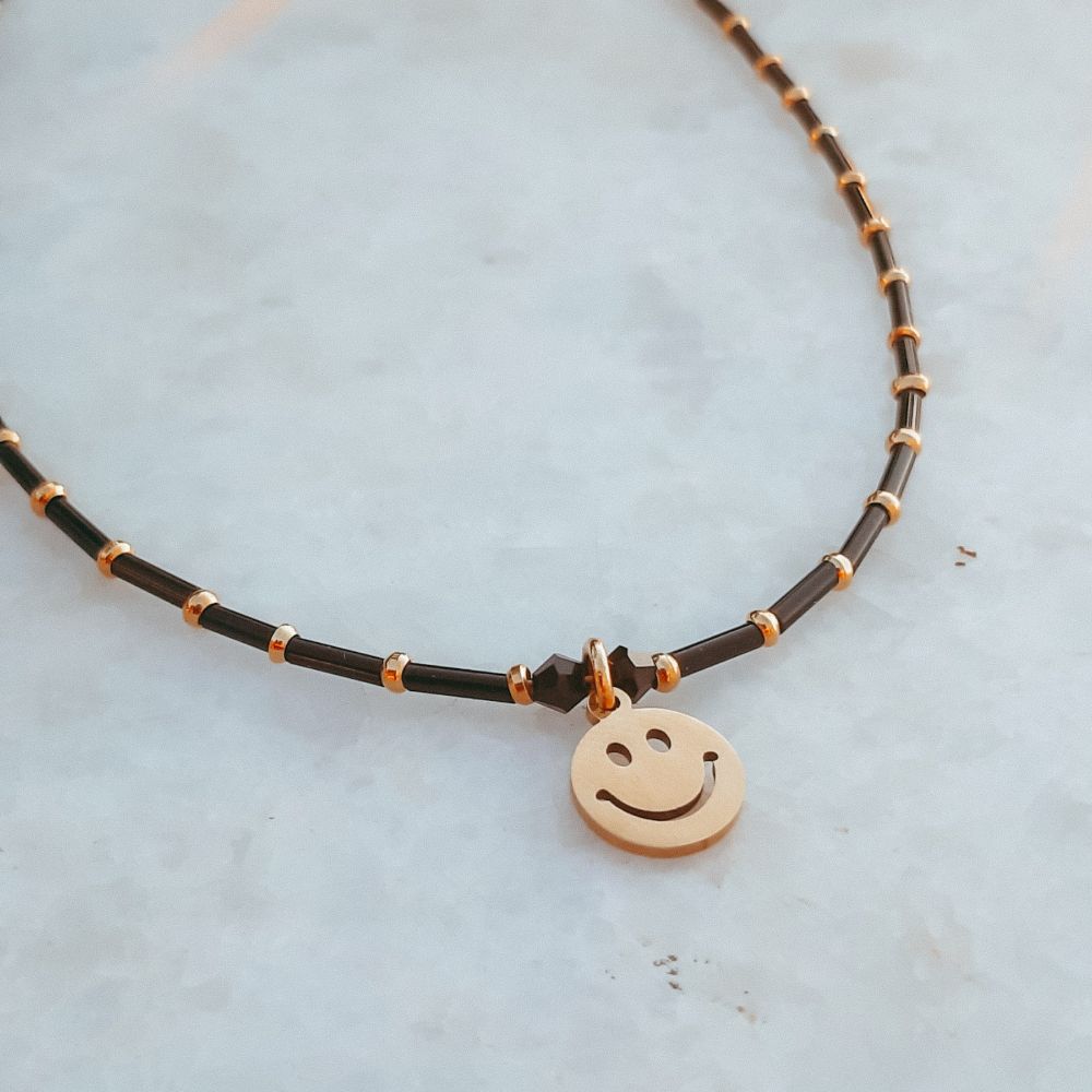 Black-Smile-Necklace-1.jpg