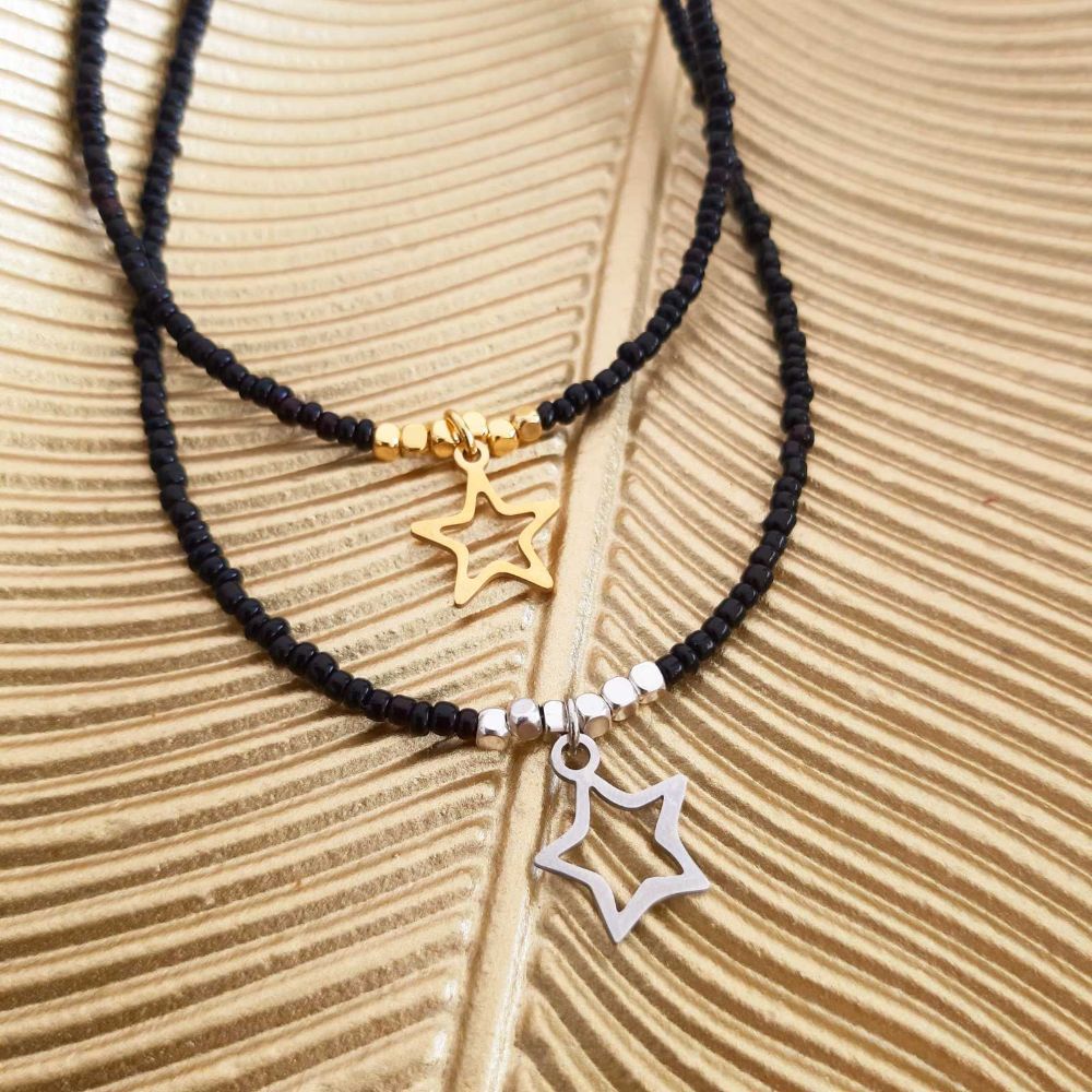Little-Gold-Star-Necklace-15.jpg