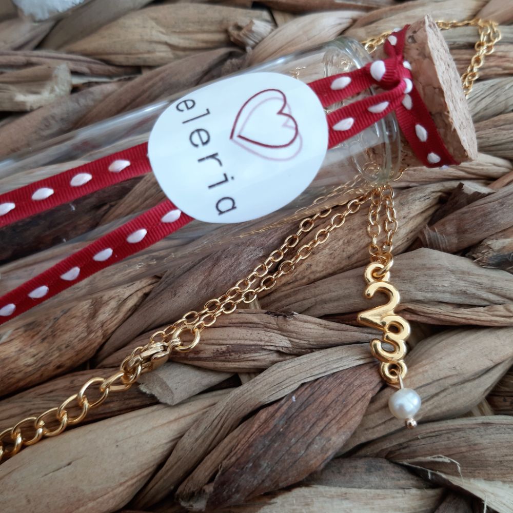 Lucky-Charm-Gold-Chain-Pearl-1.jpg