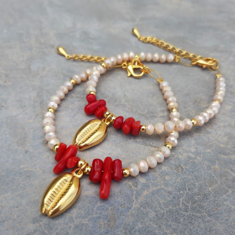 Red Shell Bracelet
