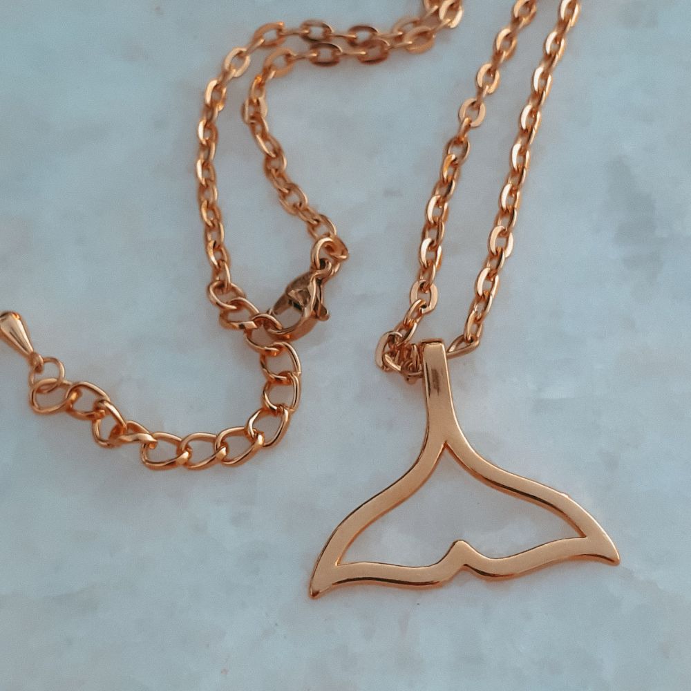 Whale-Tail-Chain-1.jpg