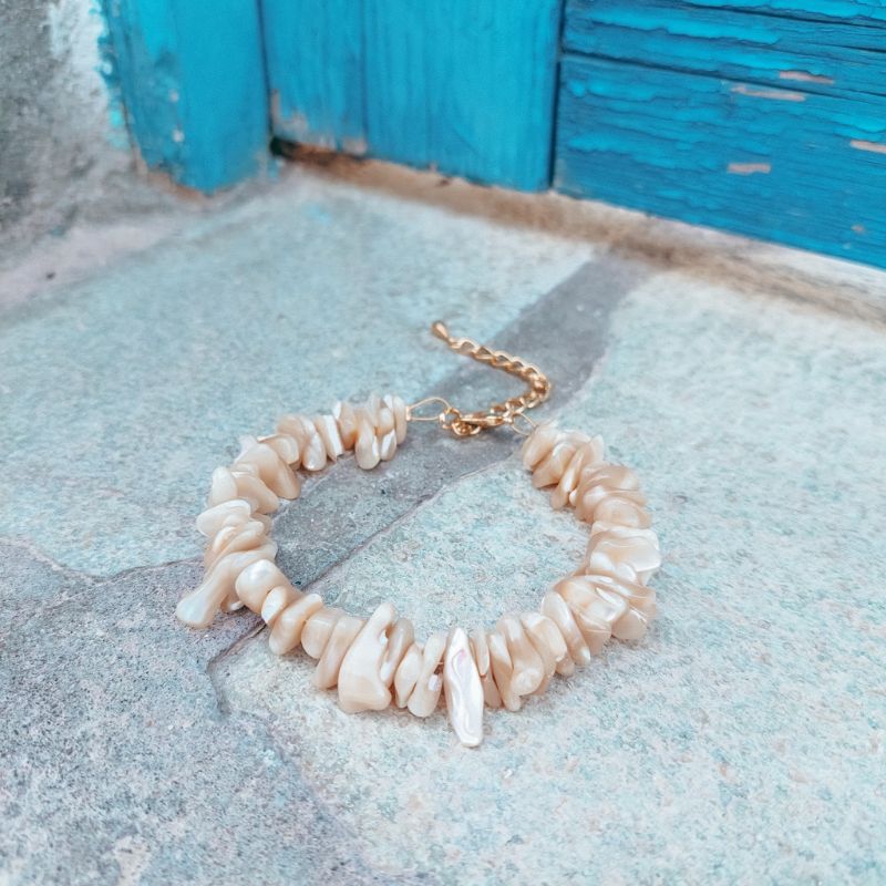 white-shell-bracelet-7.jpg_1